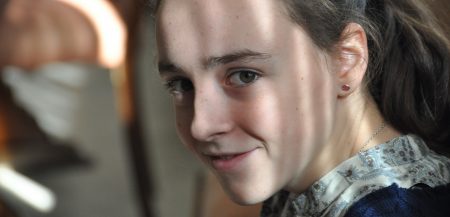 haredi girl looking at camera